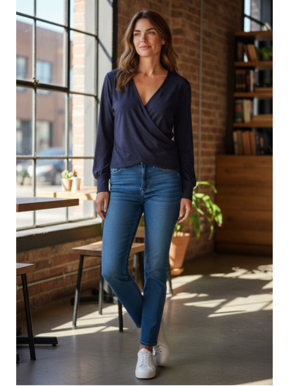 Womens Laundry by Shelli segal velour cross front crop navy size l